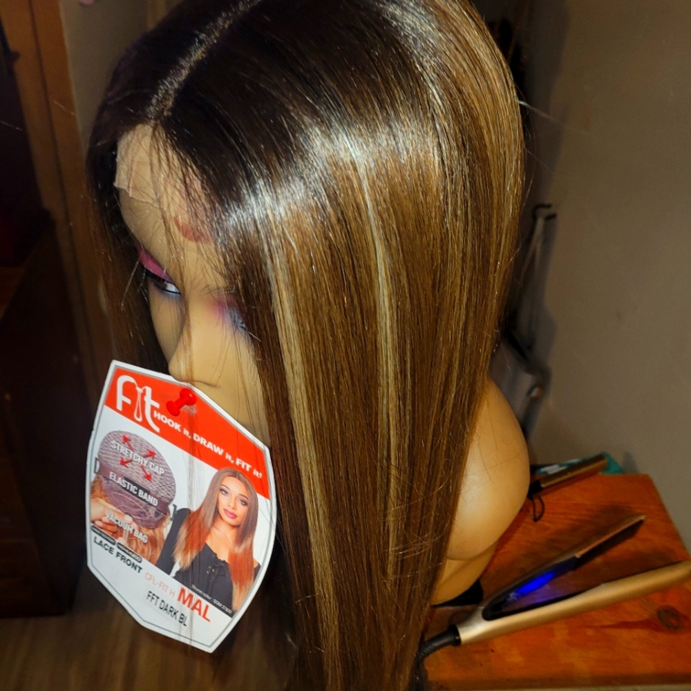 Sis synthetic wig